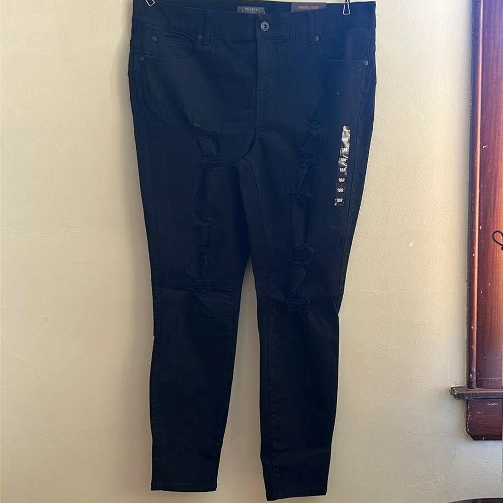 Torrid bombshell skinny ripped black jeans